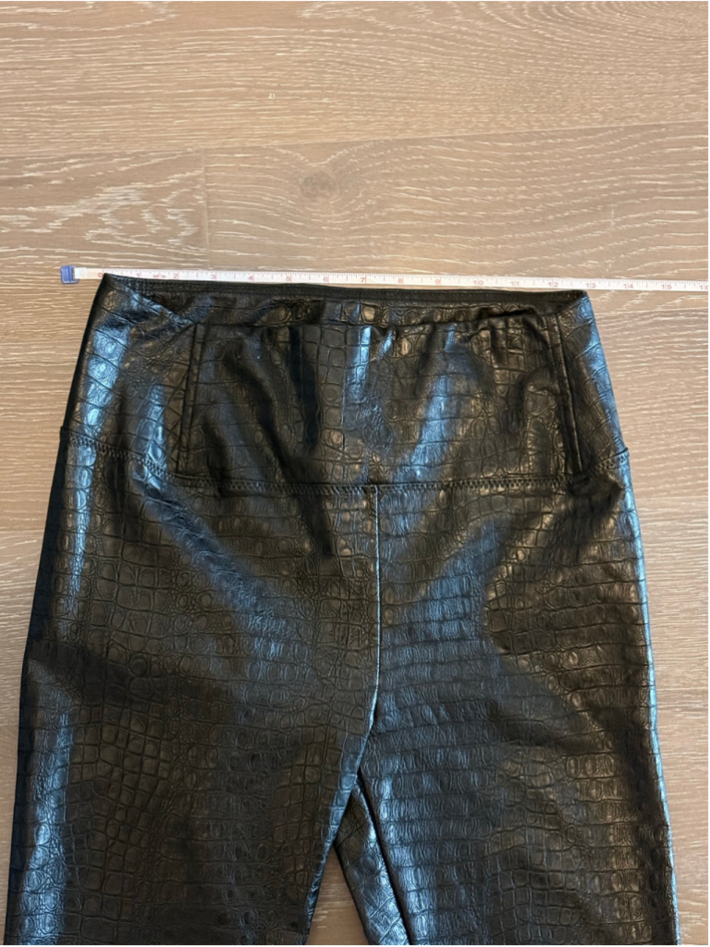 7 For All Mankind Croc Embossed Faux Leather Leggings Black Size S Small - Picture 8 of 10